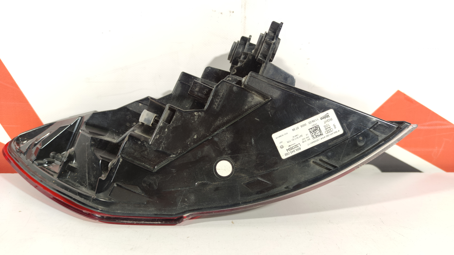 Audi Q4 E-tron tagatuli / rear light - pilt 5
