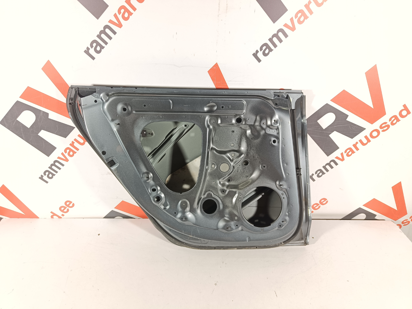 Audi A5 tagauks / rear doors - pilt 4