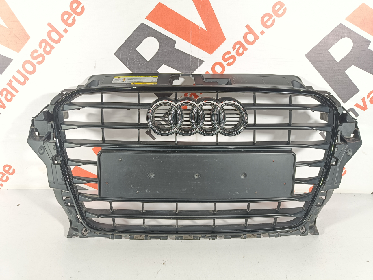 Audi A3 iluvõre / grille