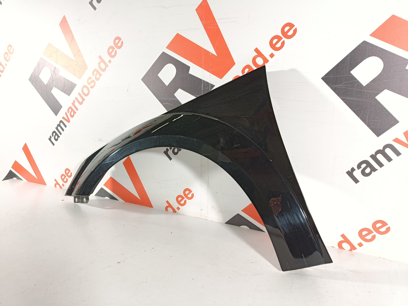 Audi TT esitiib / front fender - pilt 3