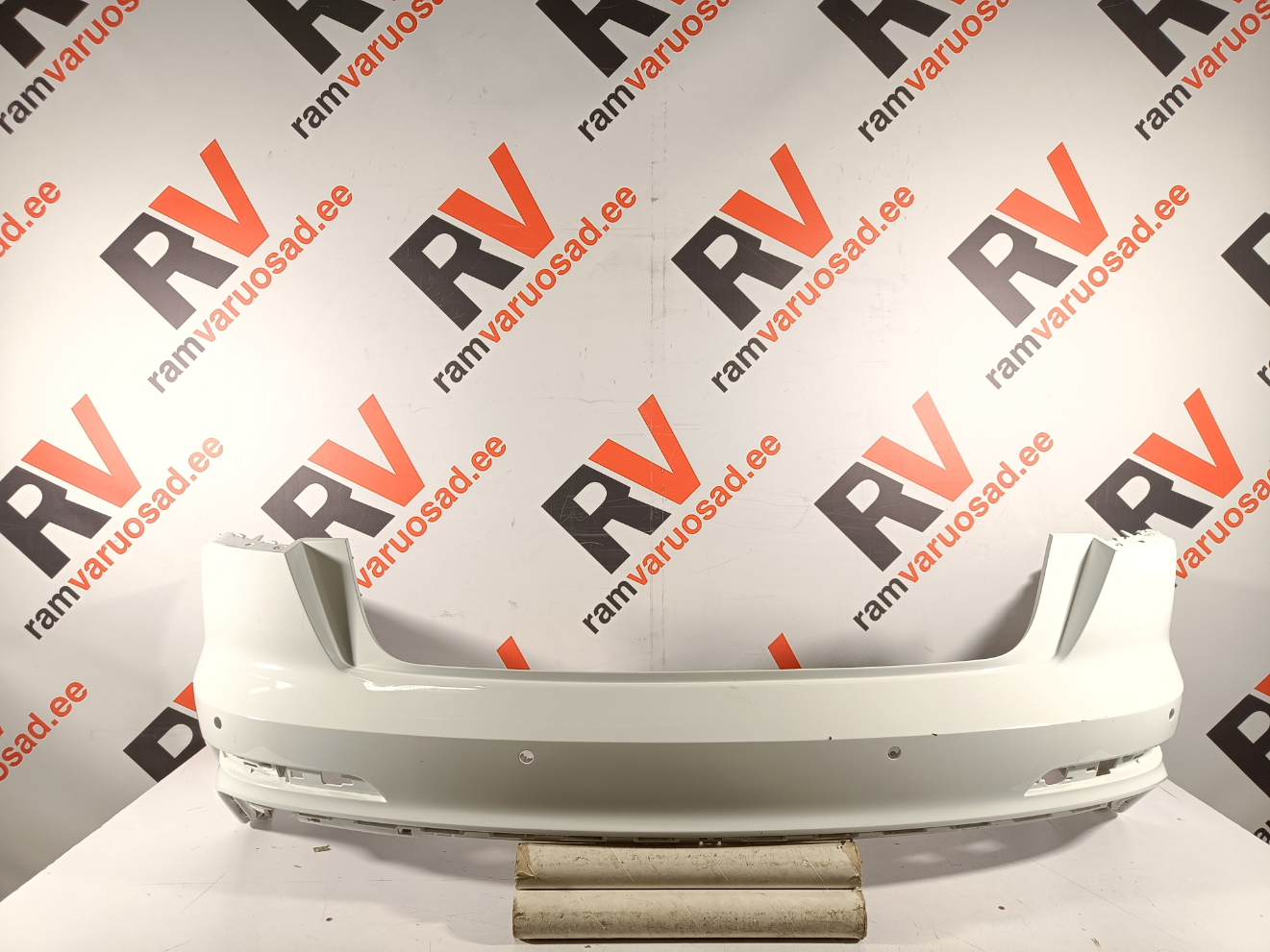 Audi A6 C8 tagastange / rear bumper