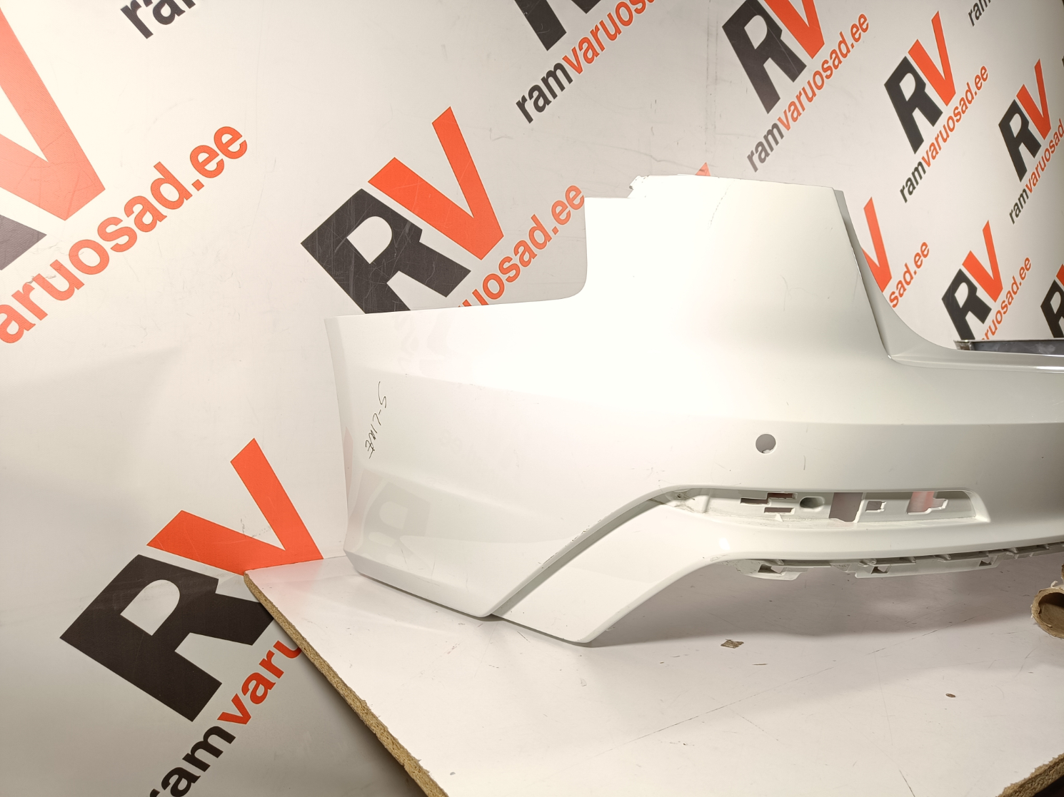 Audi A6 C8 tagastange / rear bumper - pilt 2