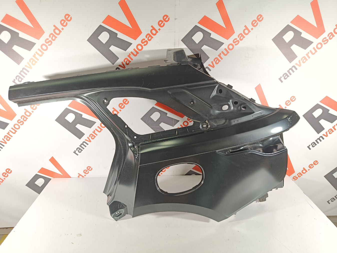 Land Rover RR Velar tagatiib / rear fender