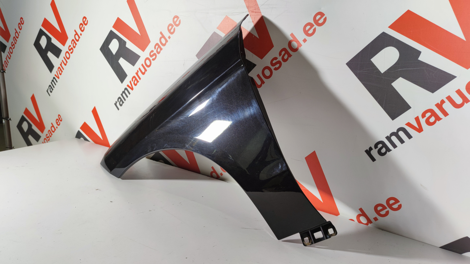 Mercedes ML 166 esitiib / front fender - pilt 3