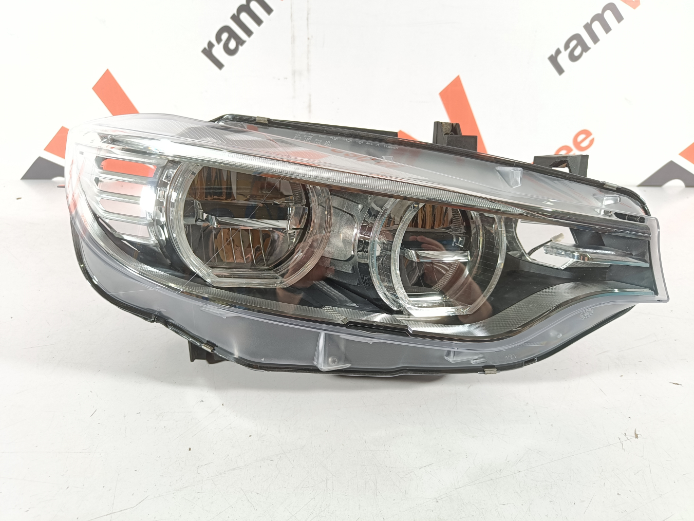 BMW 4 F32 F36 esituli / headlight