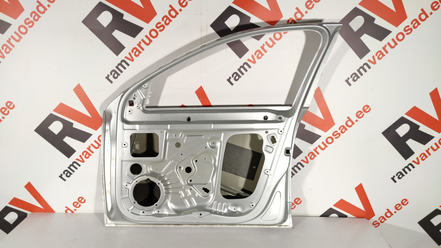 Skoda Octavia esiuks / front door - pilt 4