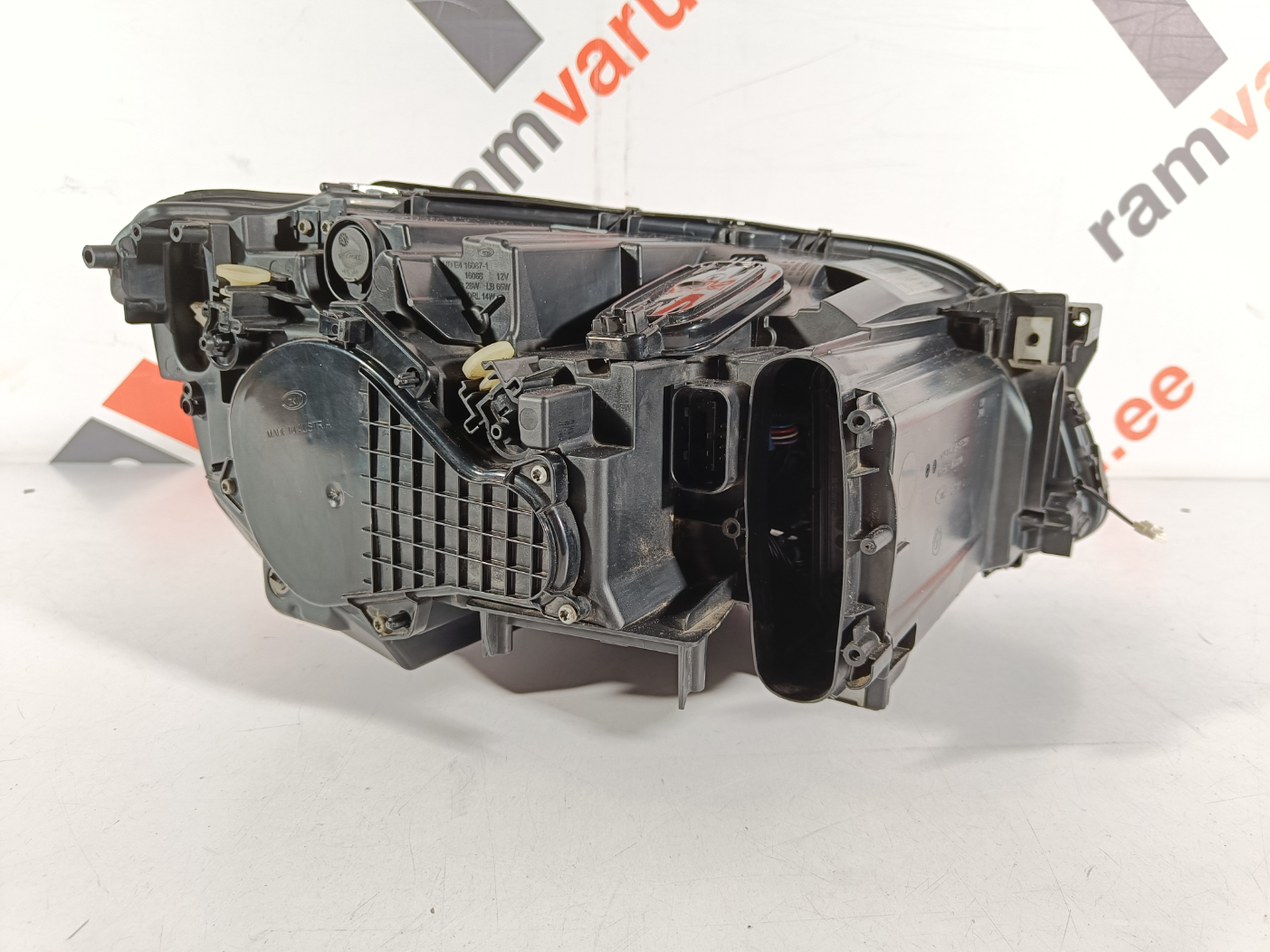 BMW 7 F01/02 esituli / headlight - pilt 3