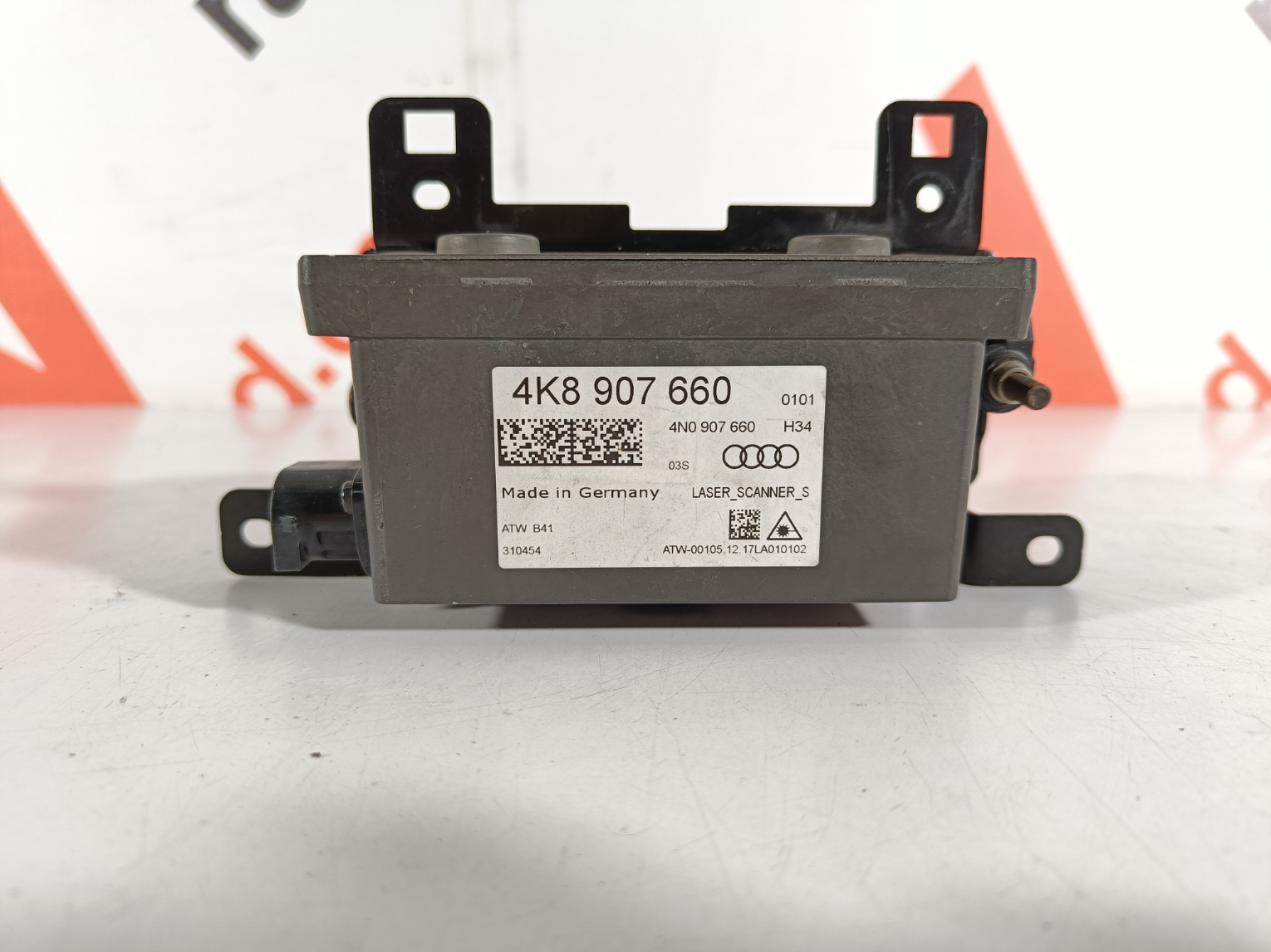 Audi A6 C8 radar - pilt 2