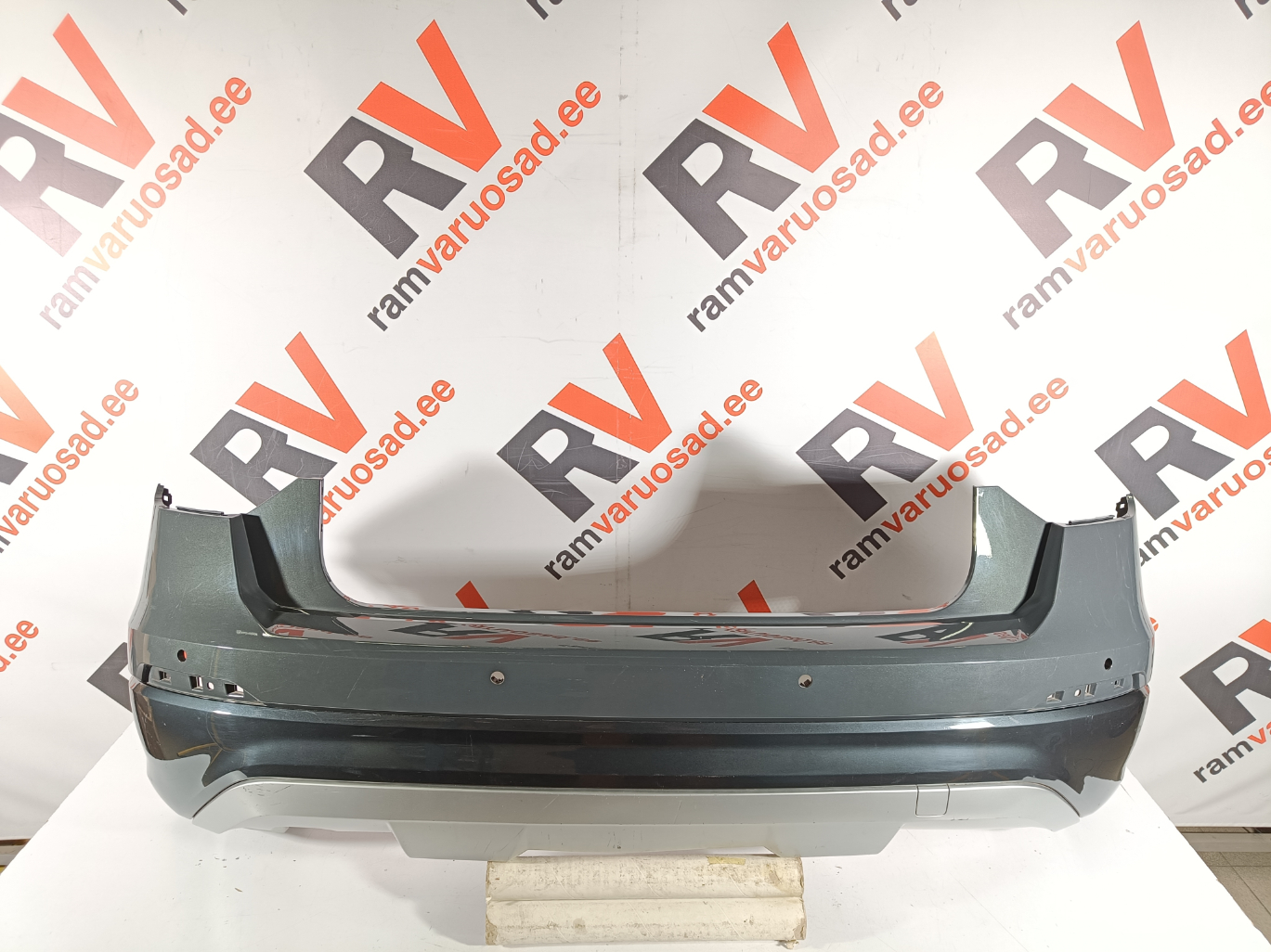 Audi Q2 taga stange / rear bumper