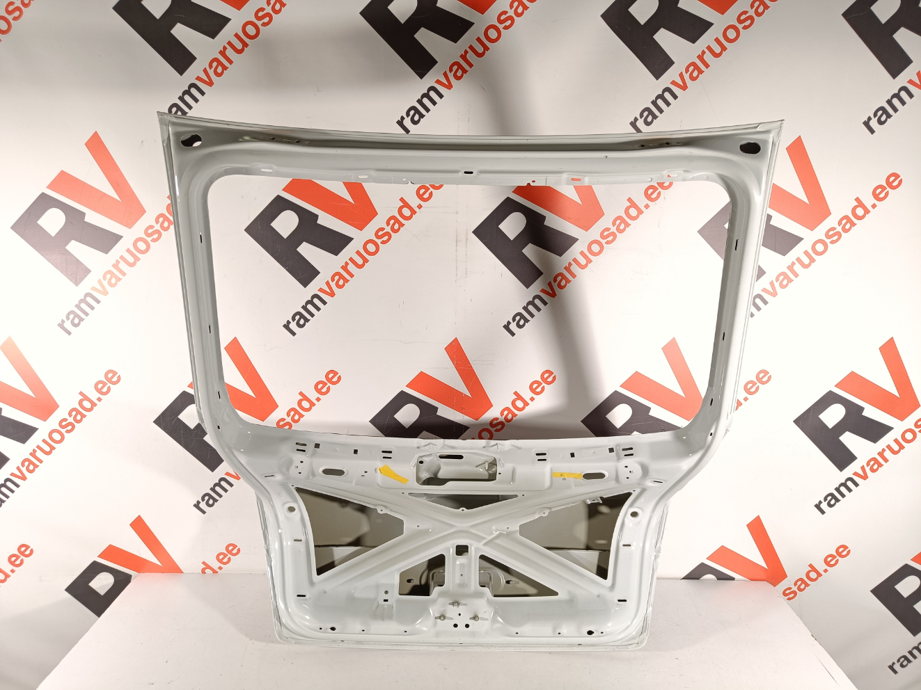 Skoda Octavia tagaluuk / trunk lid - pilt 4
