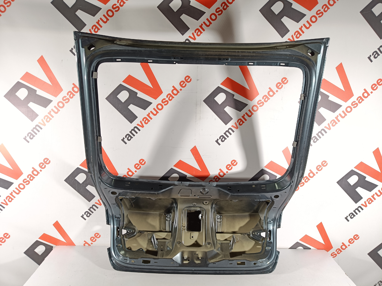 Skoda Superb tagaluuk / trunk lid - pilt 4