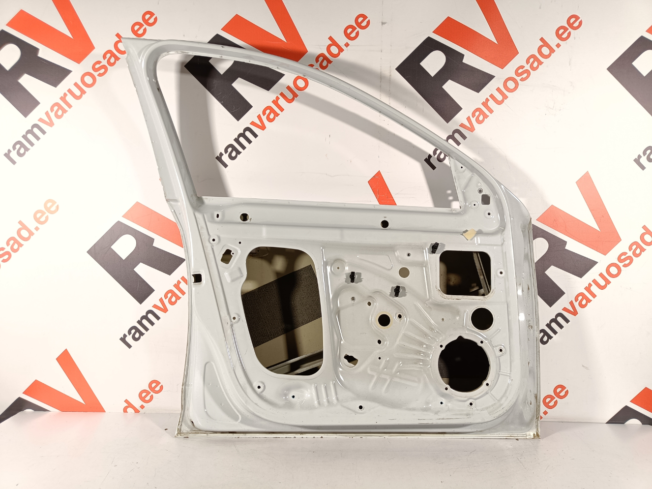 Skoda Octavia esiuks / front door - pilt 4