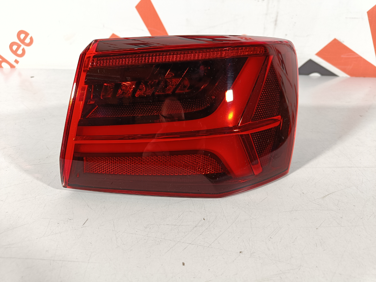 Audi A6 C7 tagatuli / rear light