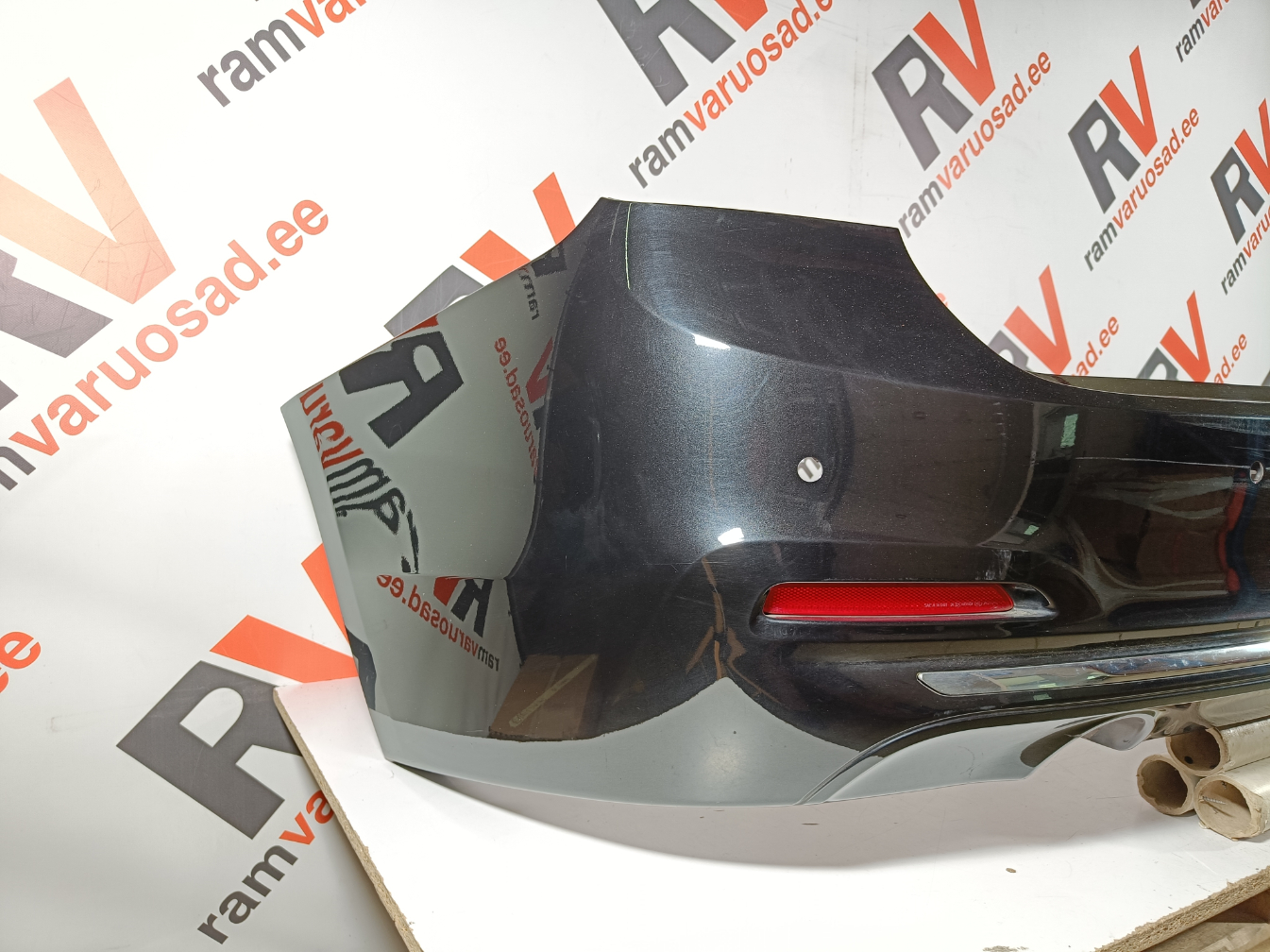 BMW 3 F30 tagastange / rear bumper - pilt 2