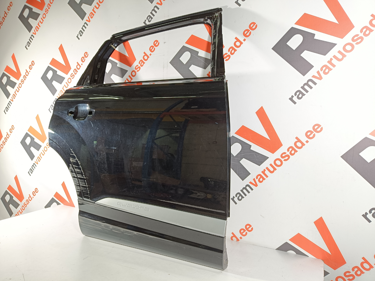 Audi Q7 tagauks / rear doors - pilt 3
