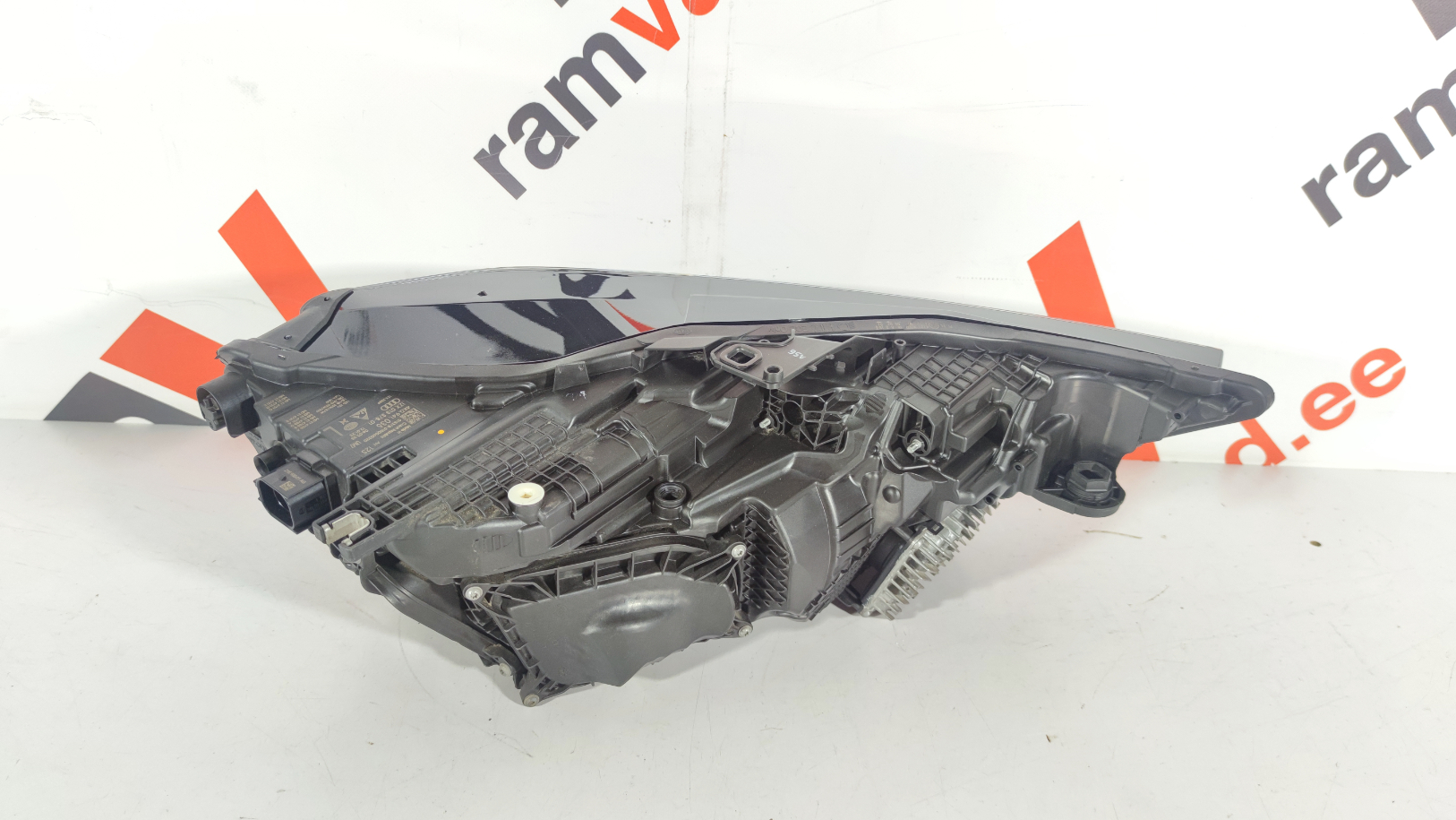 Audi A6 C8 esituli / headlight - pilt 4