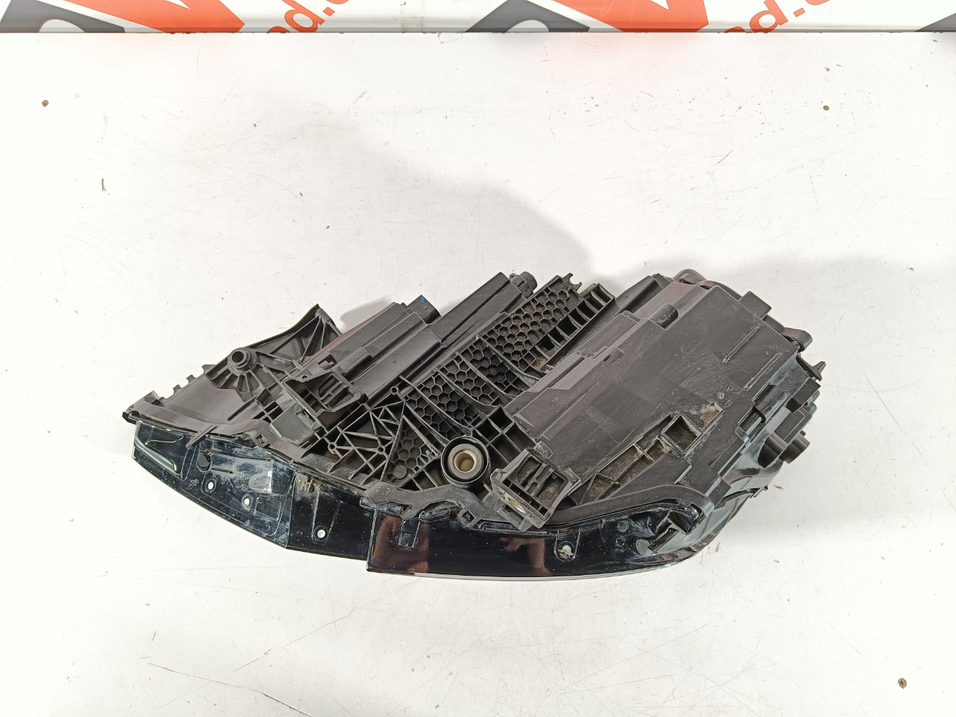 Audi Q8 esituli / headlight - pilt 4