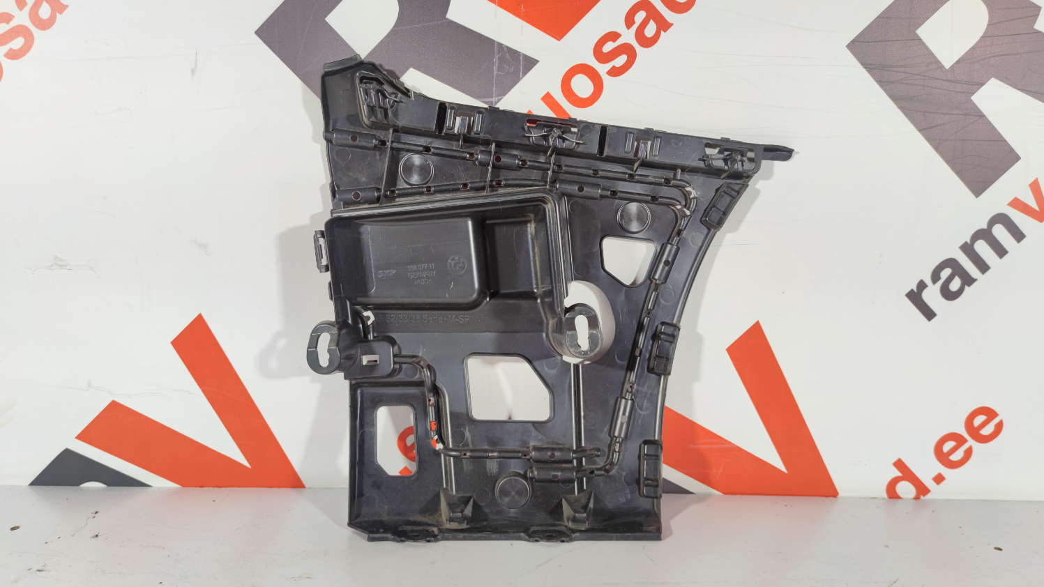 BMW 4 F32 tagastange kinnitus / rear bumper mount - pilt 2