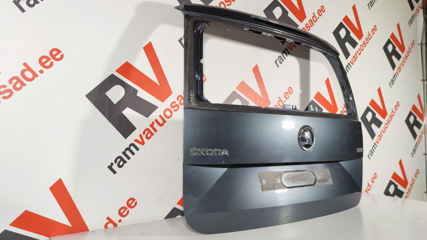 Skoda Yeti tagaluuk / trunk lid - pilt 2