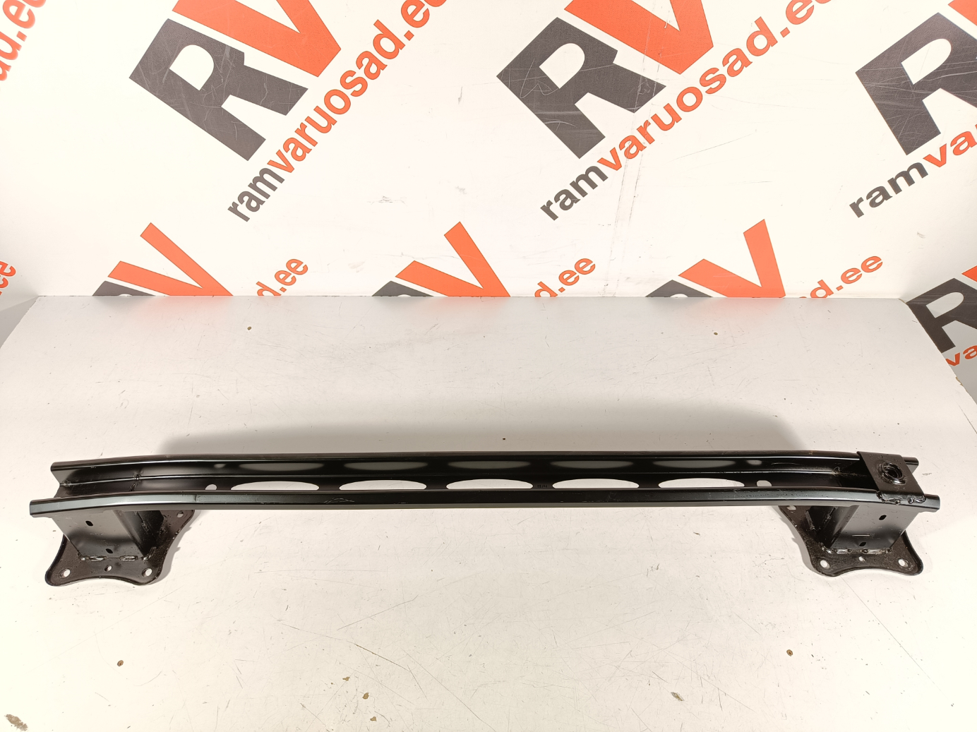Ford Transit Custom tagatala / rear support