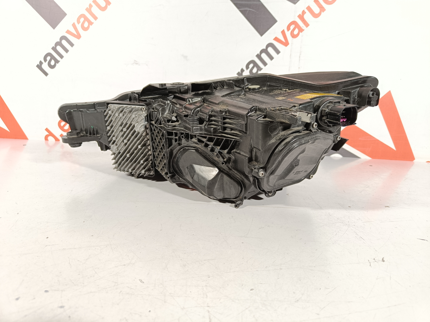 Audi A7 esituli / headlight - pilt 3