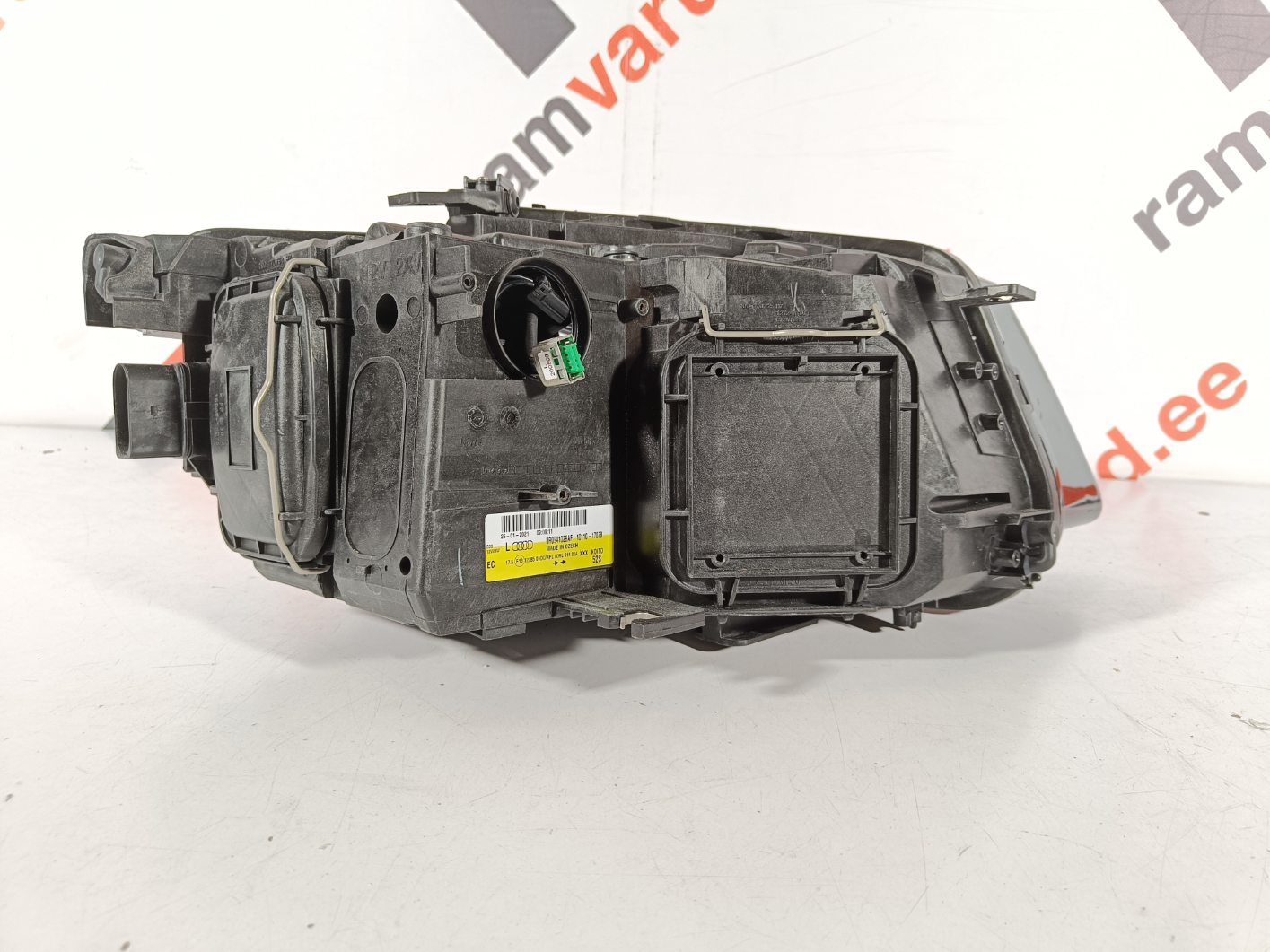 Audi Q5 esituli / headlight - pilt 3