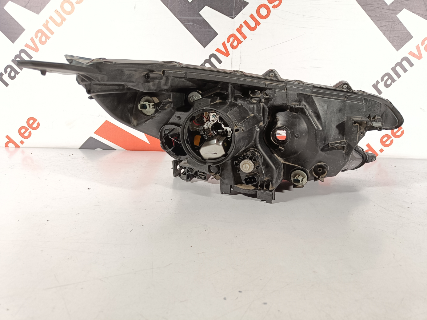 Honda CR-V esituli / headlight - pilt 3