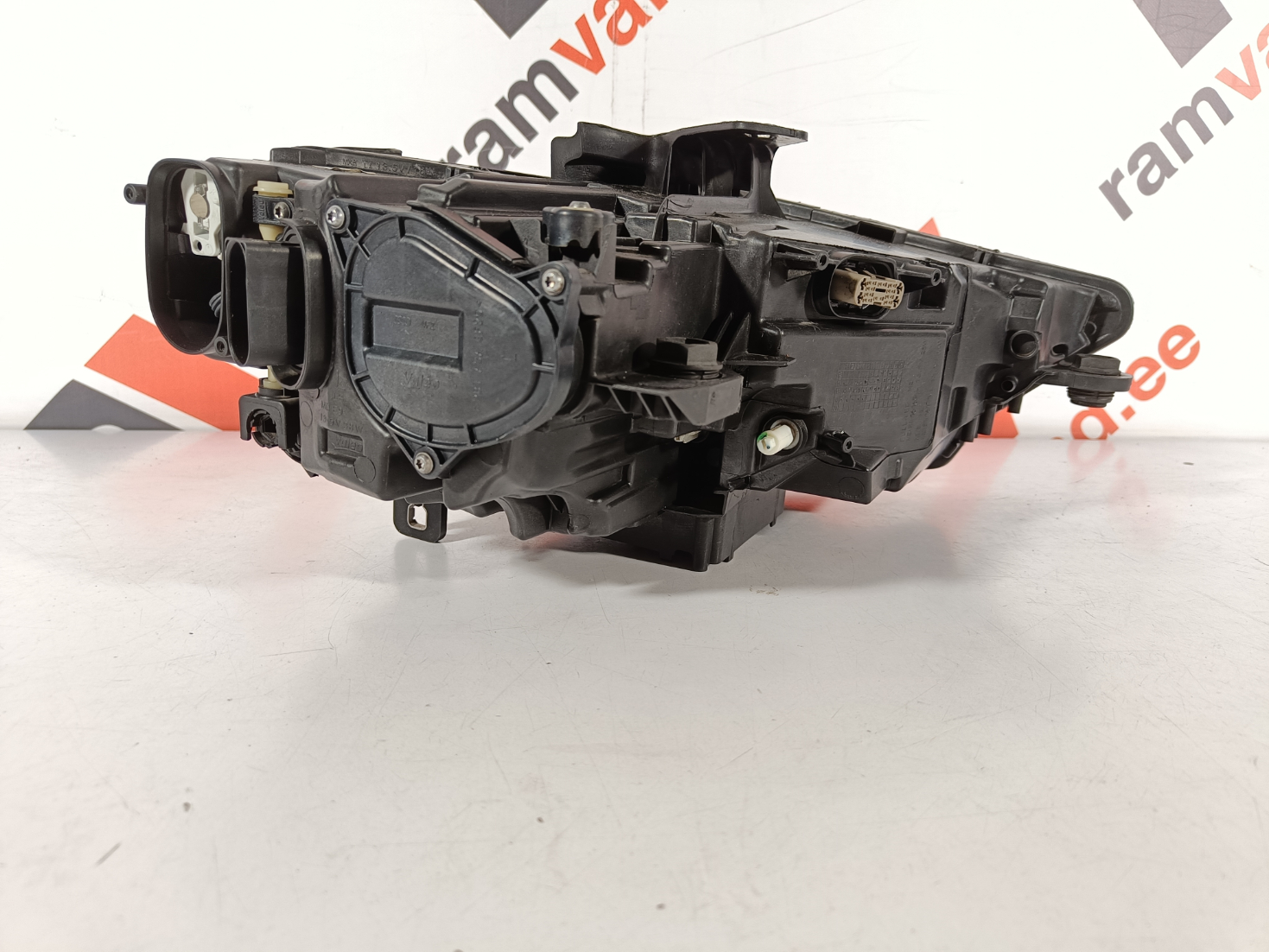 Audi A3 esituli / headlight - pilt 3