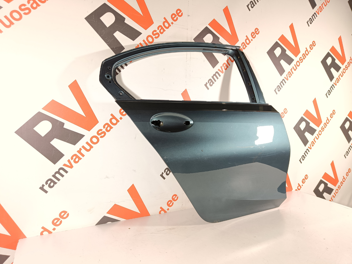 BMW 3 G20 tagauks / rear door - pilt 2