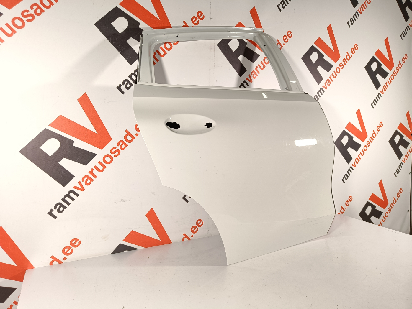 BMW X6 G06 tagauks / rear doors - pilt 2