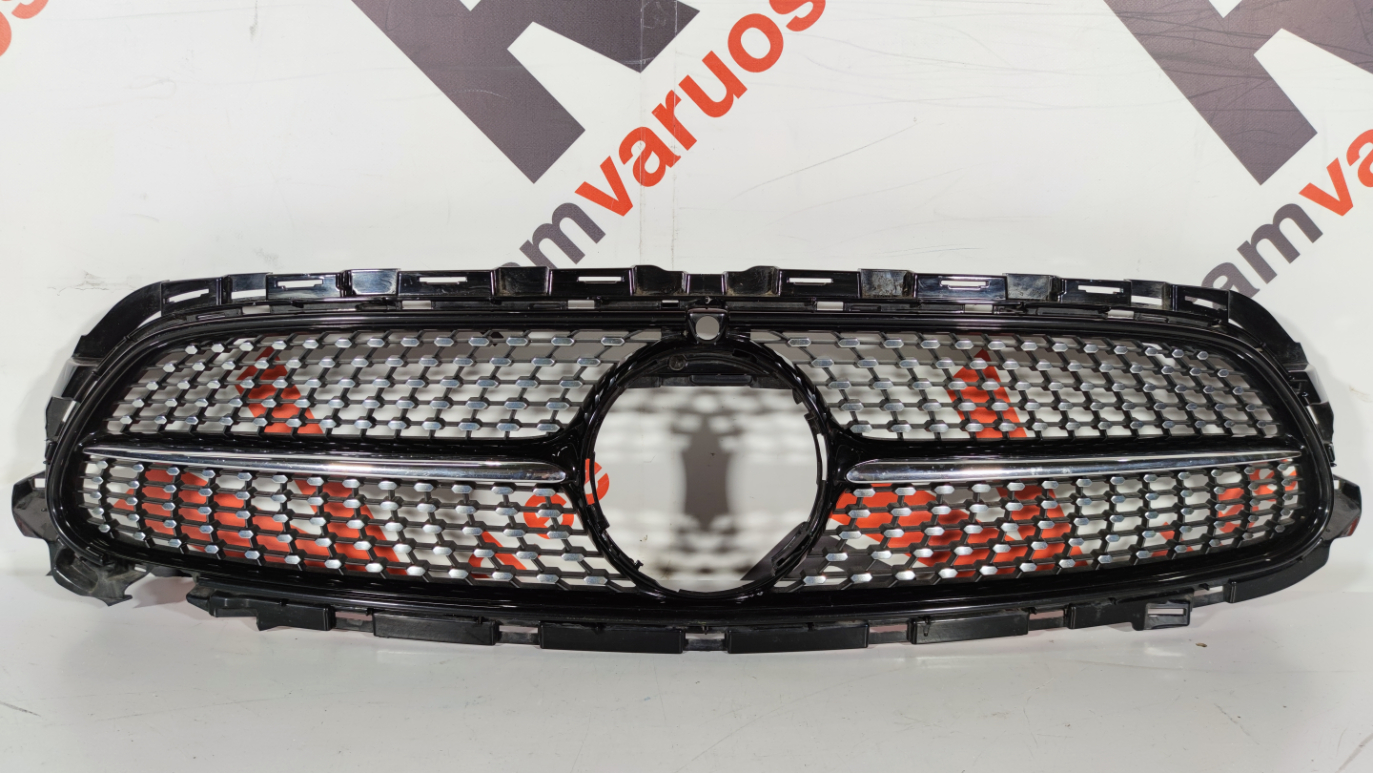 Mercedes E W213 võre / grille