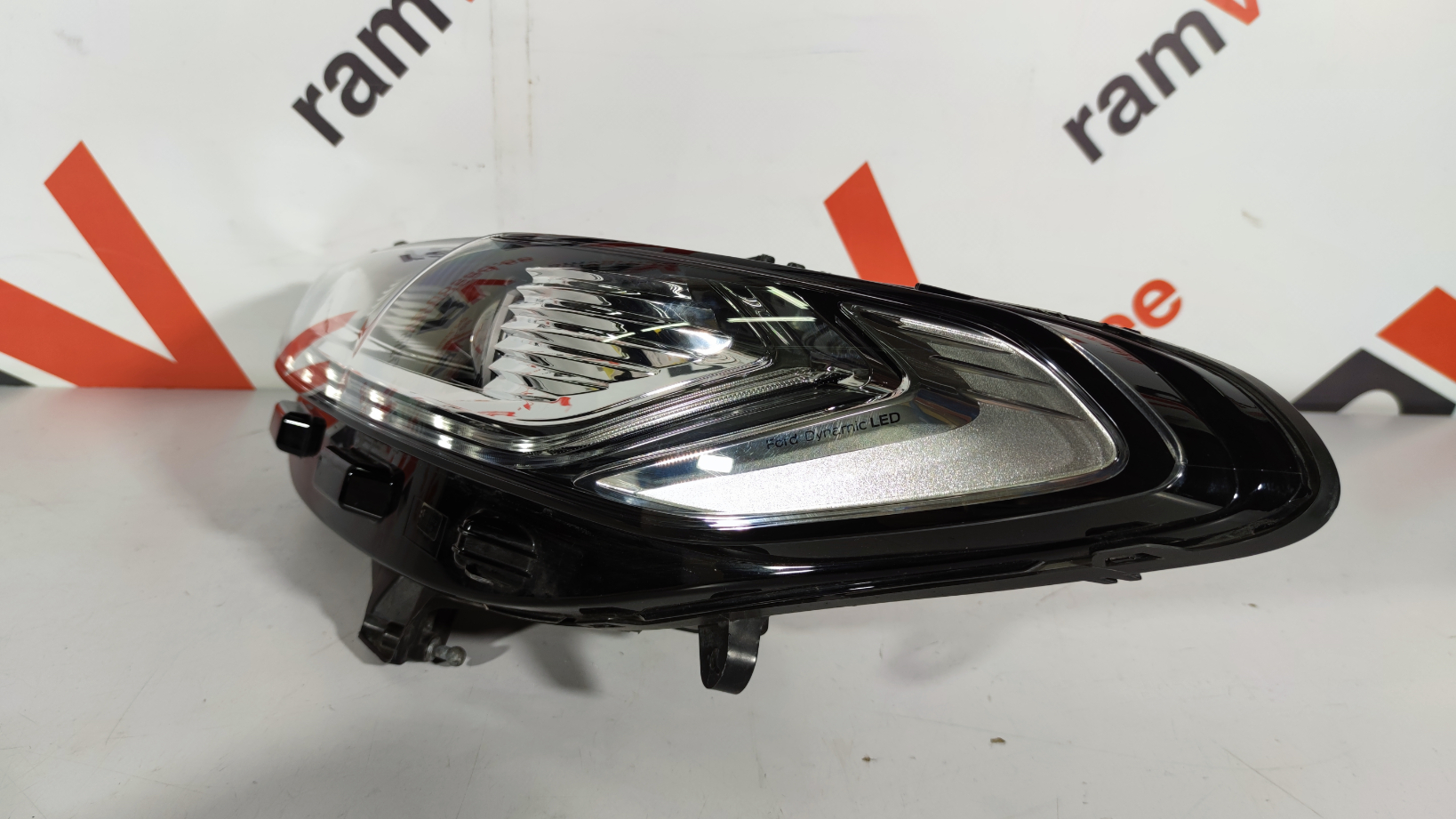 Ford Mondeo esituli / headlight - pilt 3