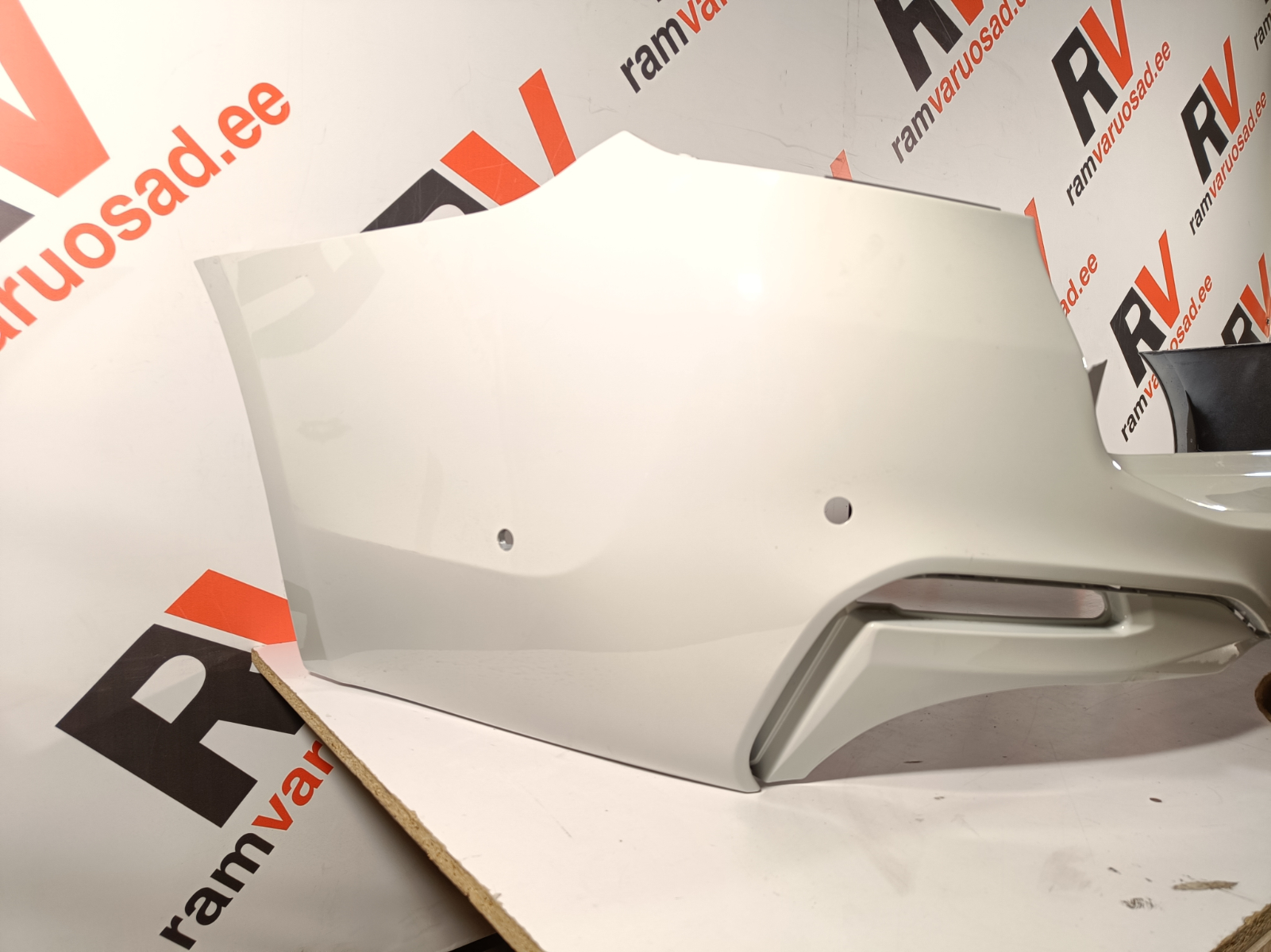 BMW 5 G31 tagastange / rear bumper - pilt 2