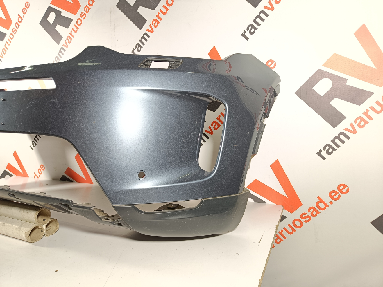 Land Rover Discovery Sport esistange / front bumper - pilt 3