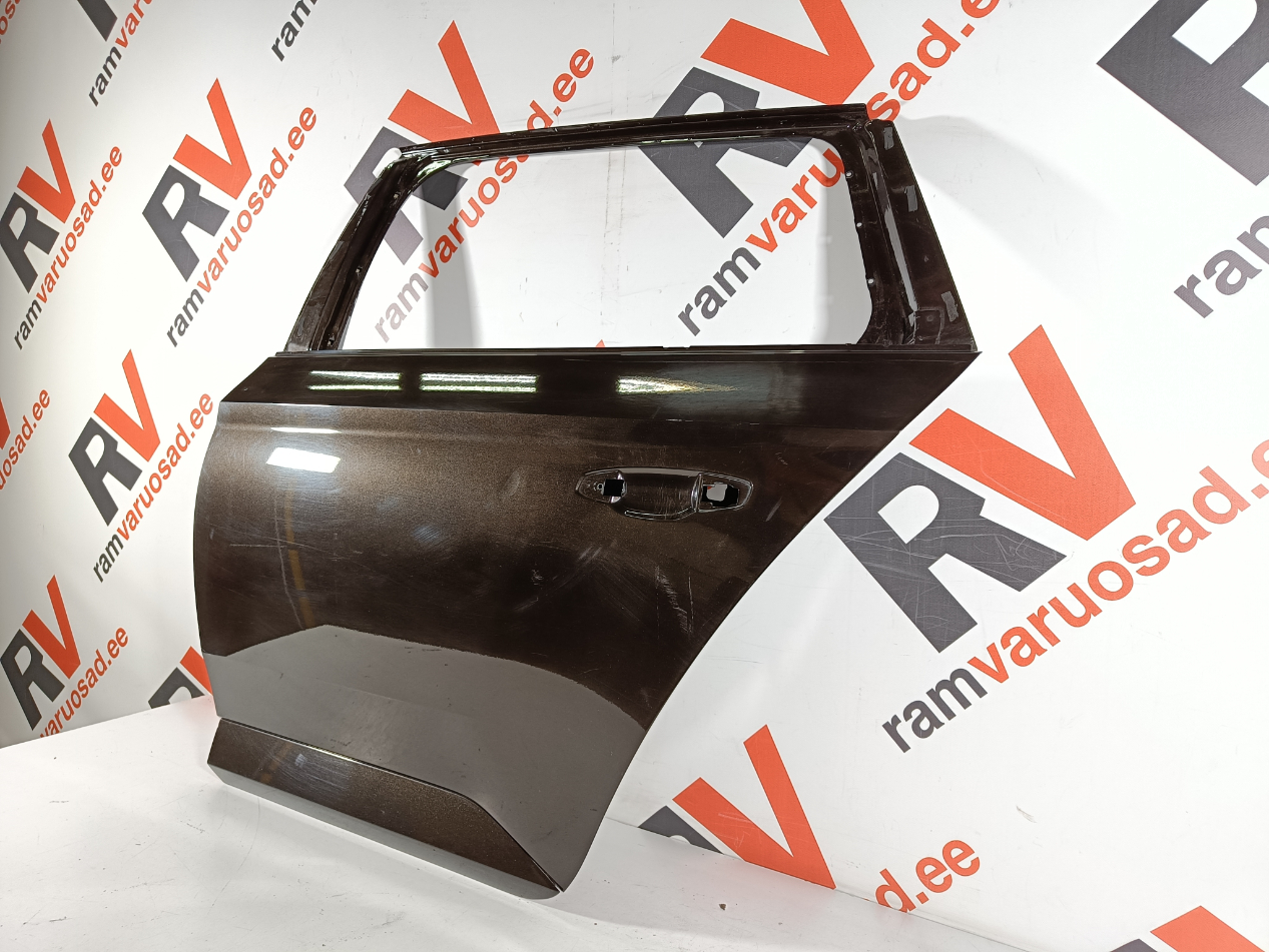 Skoda Superb tagauks / rear door - pilt 3