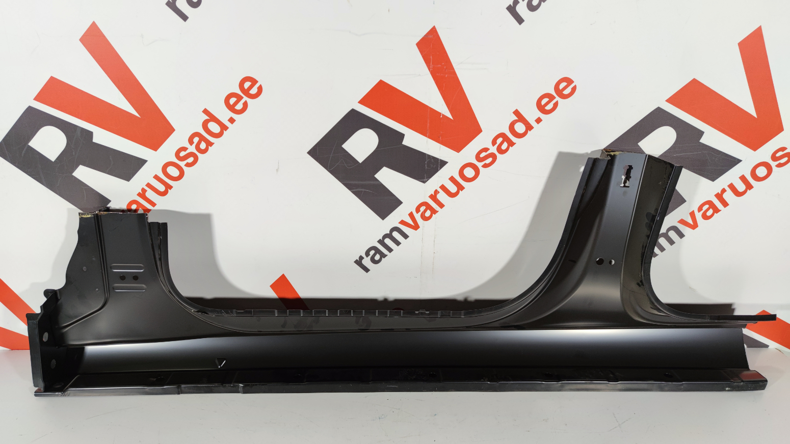 Audi A4 küljekarp / side rocker - pilt 2
