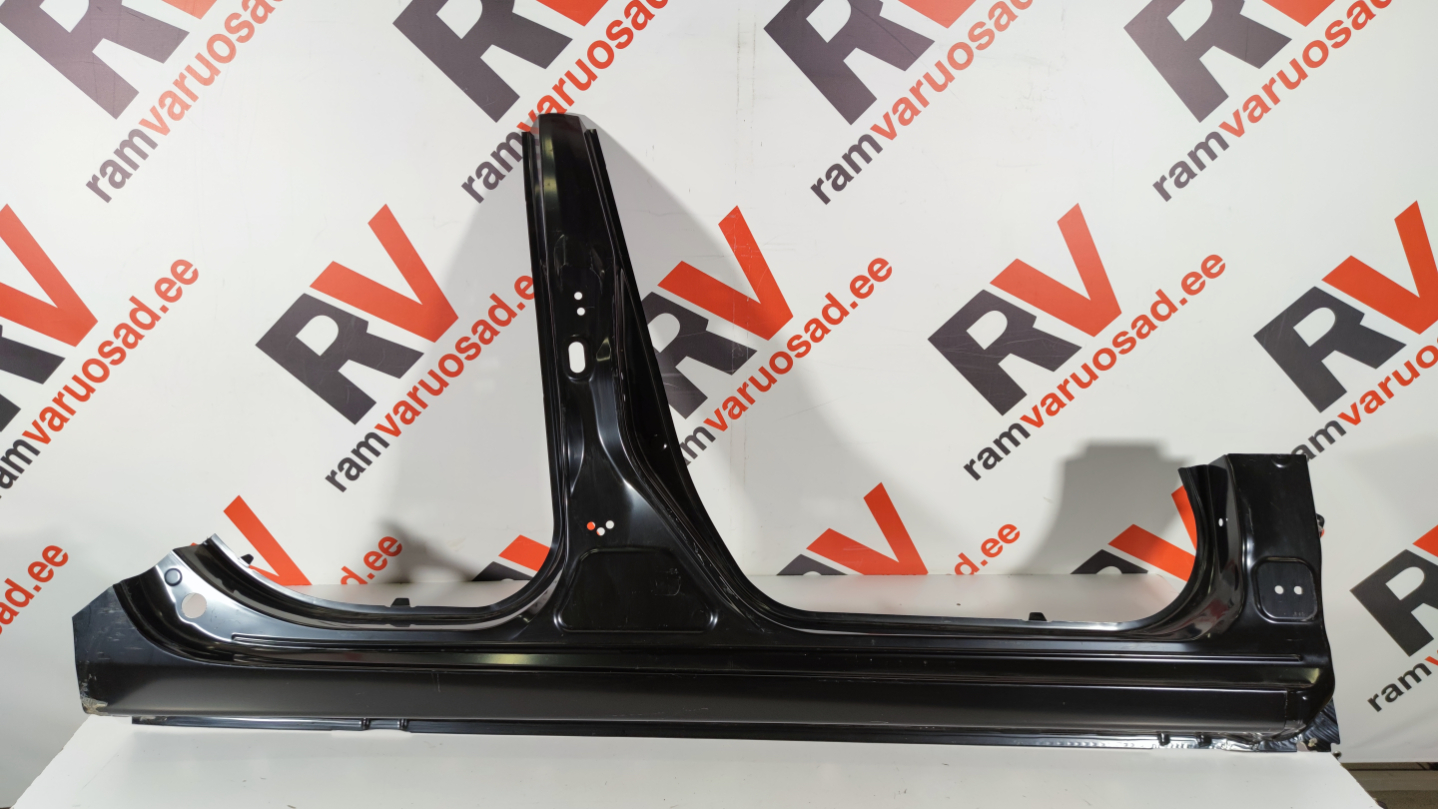 Mazda 6 universaal külje karp / rocker panel