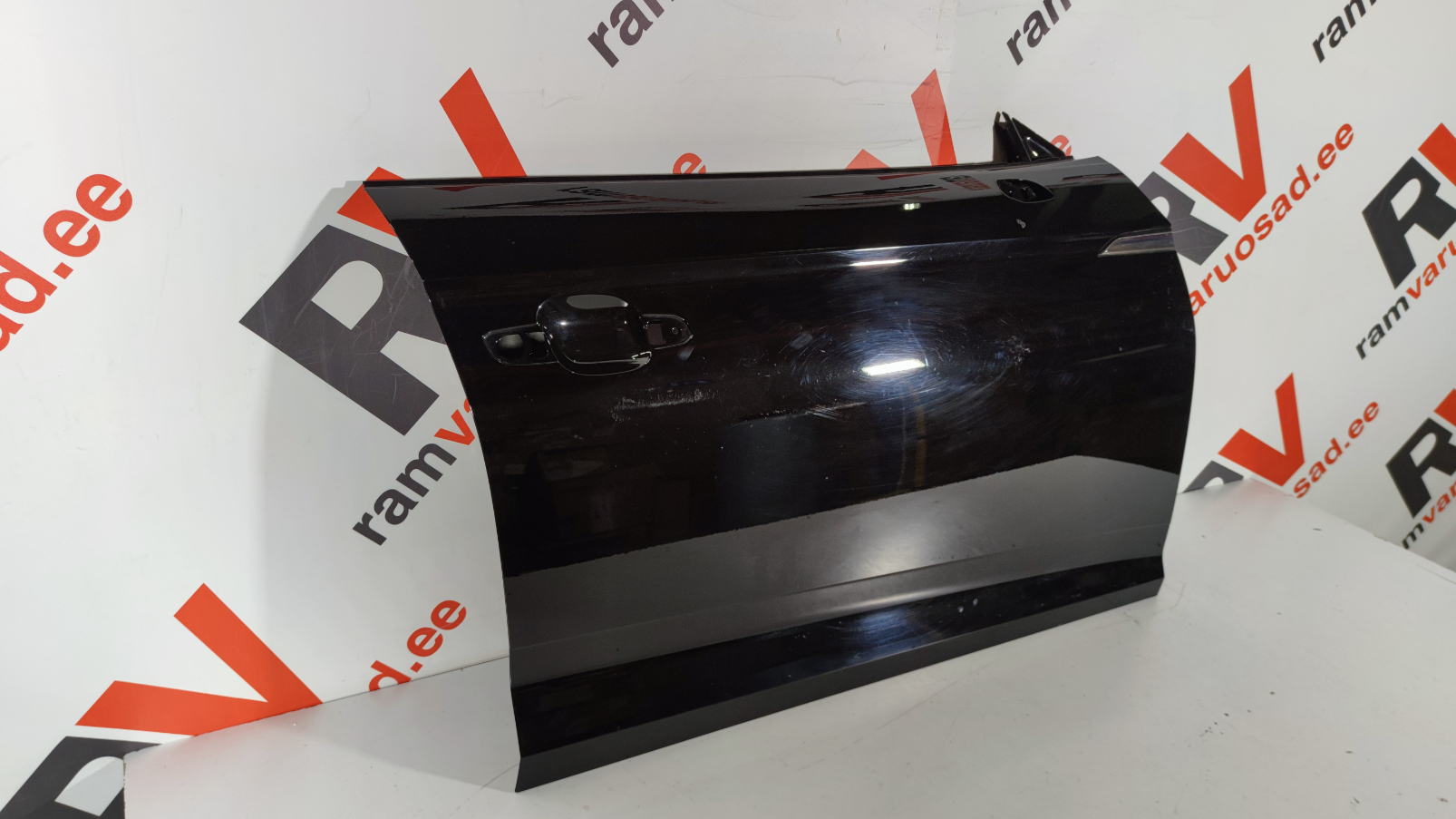 Audi A5 esiuks / front door - pilt 3