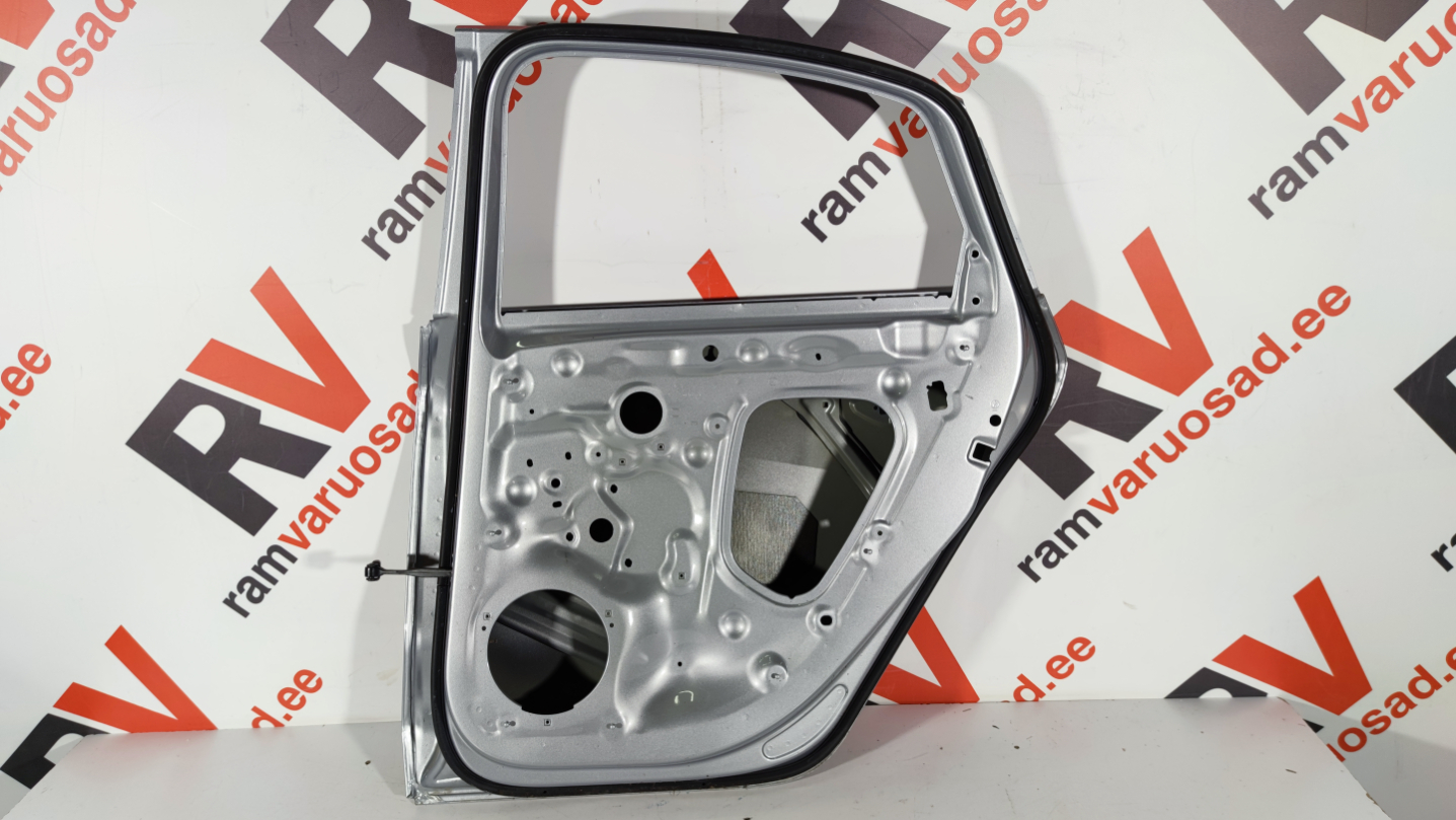 Audi A3 tagauks / rear door - pilt 4