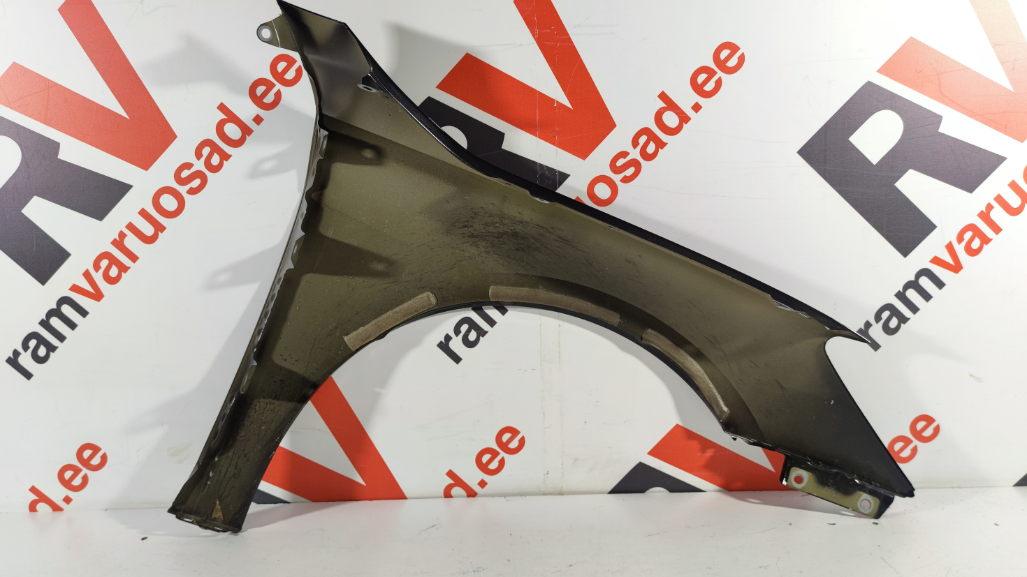 Audi A3 esitiib / front fender - pilt 4