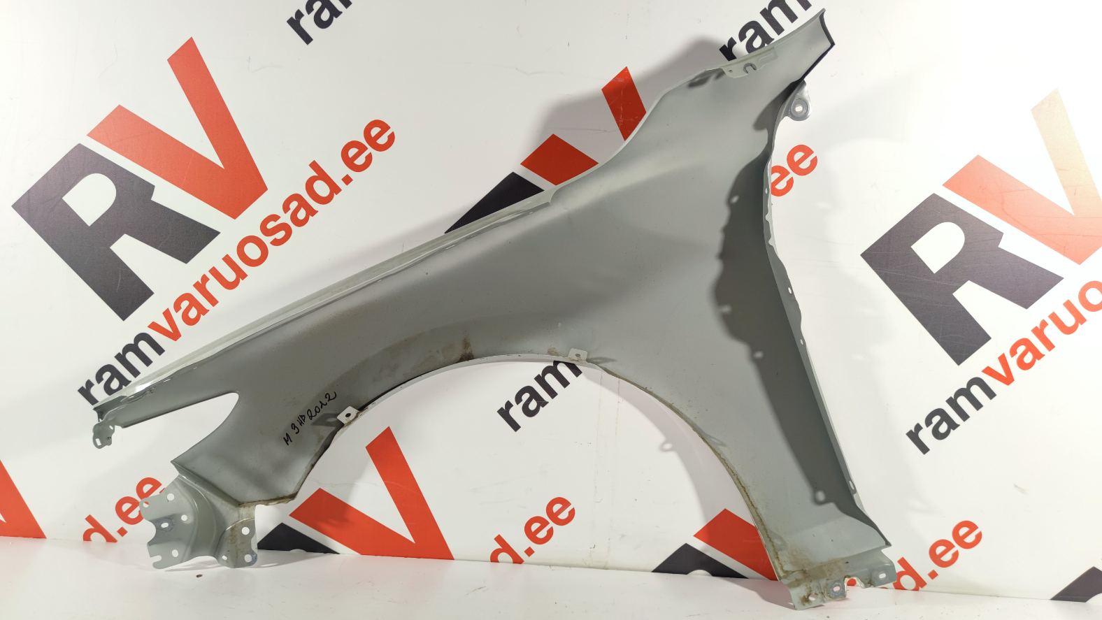 Mazda 3 esitiib / front fender - pilt 4