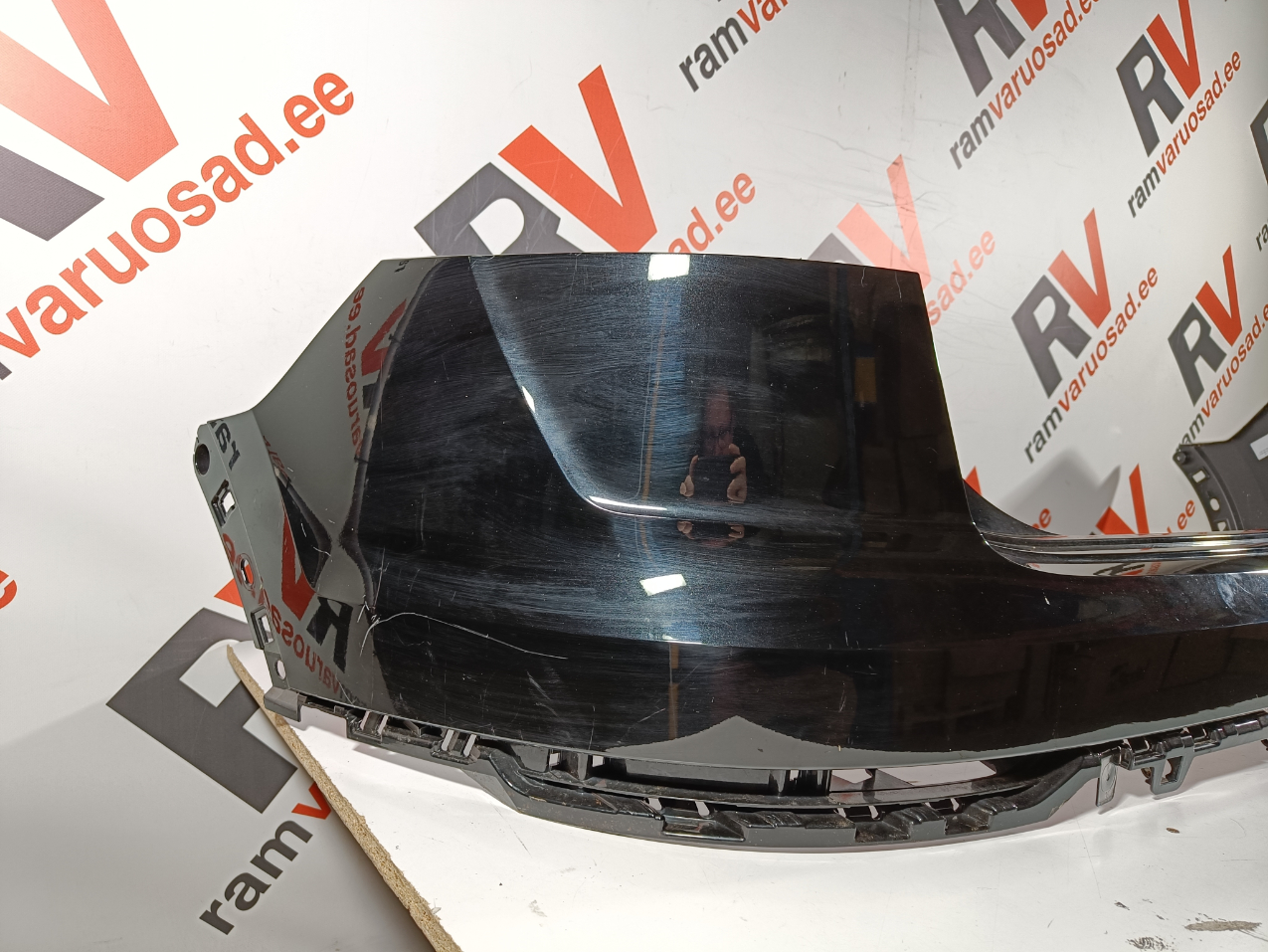 Audi Q8 tagastange / rear bumper - pilt 2
