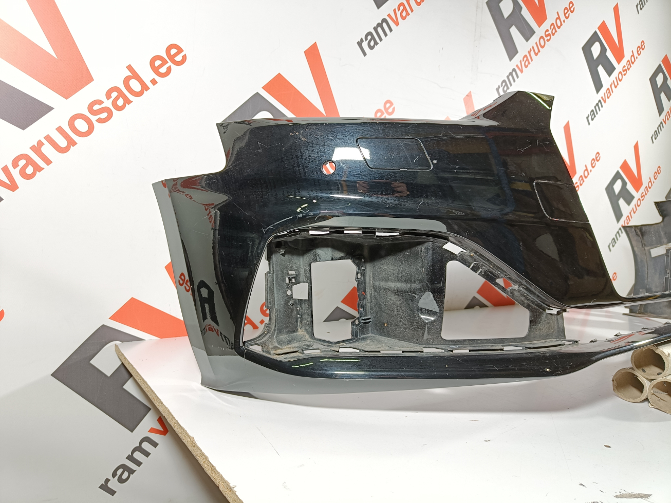 Audi A5 esistange / front bumper - pilt 2