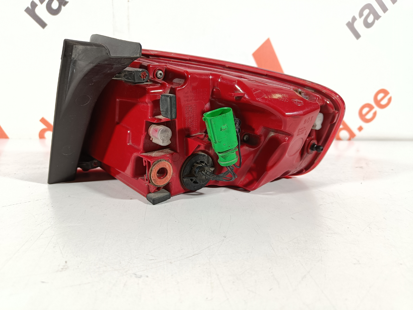 Audi A4 B8 sedan tagatuli / rear light - pilt 2