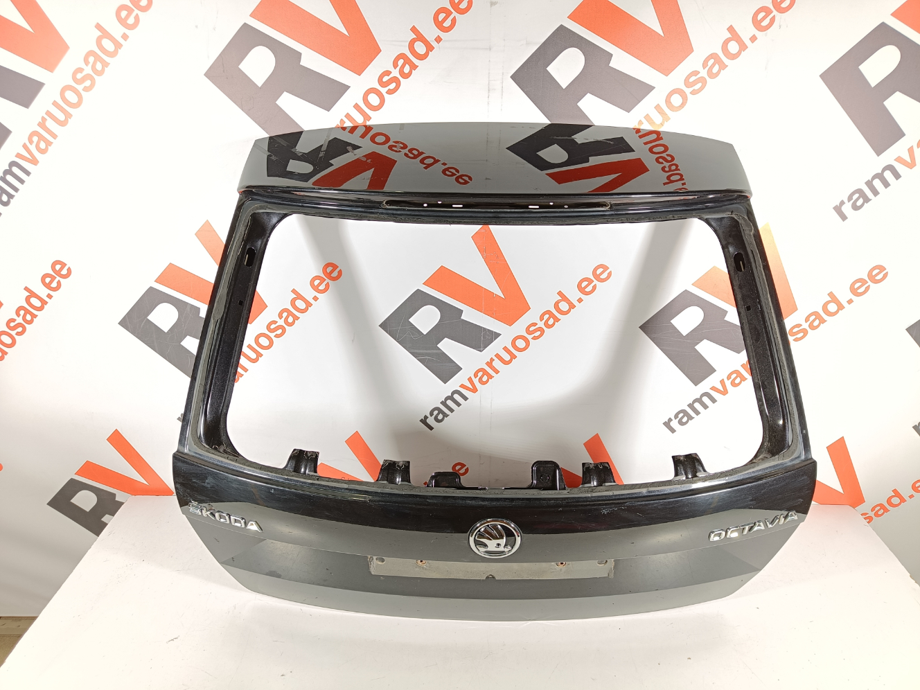 Skoda Octavia tagaluuk / trunk lid