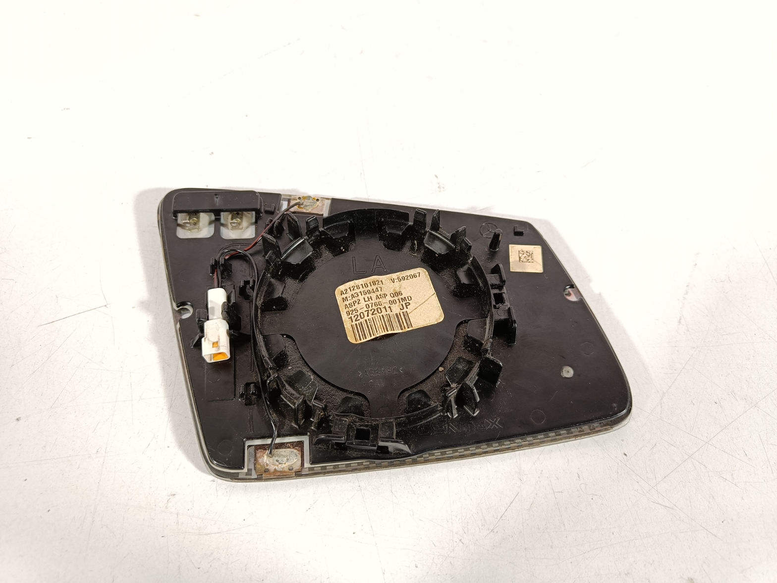 Mercedes E-Class peegel / mirror - pilt 2
