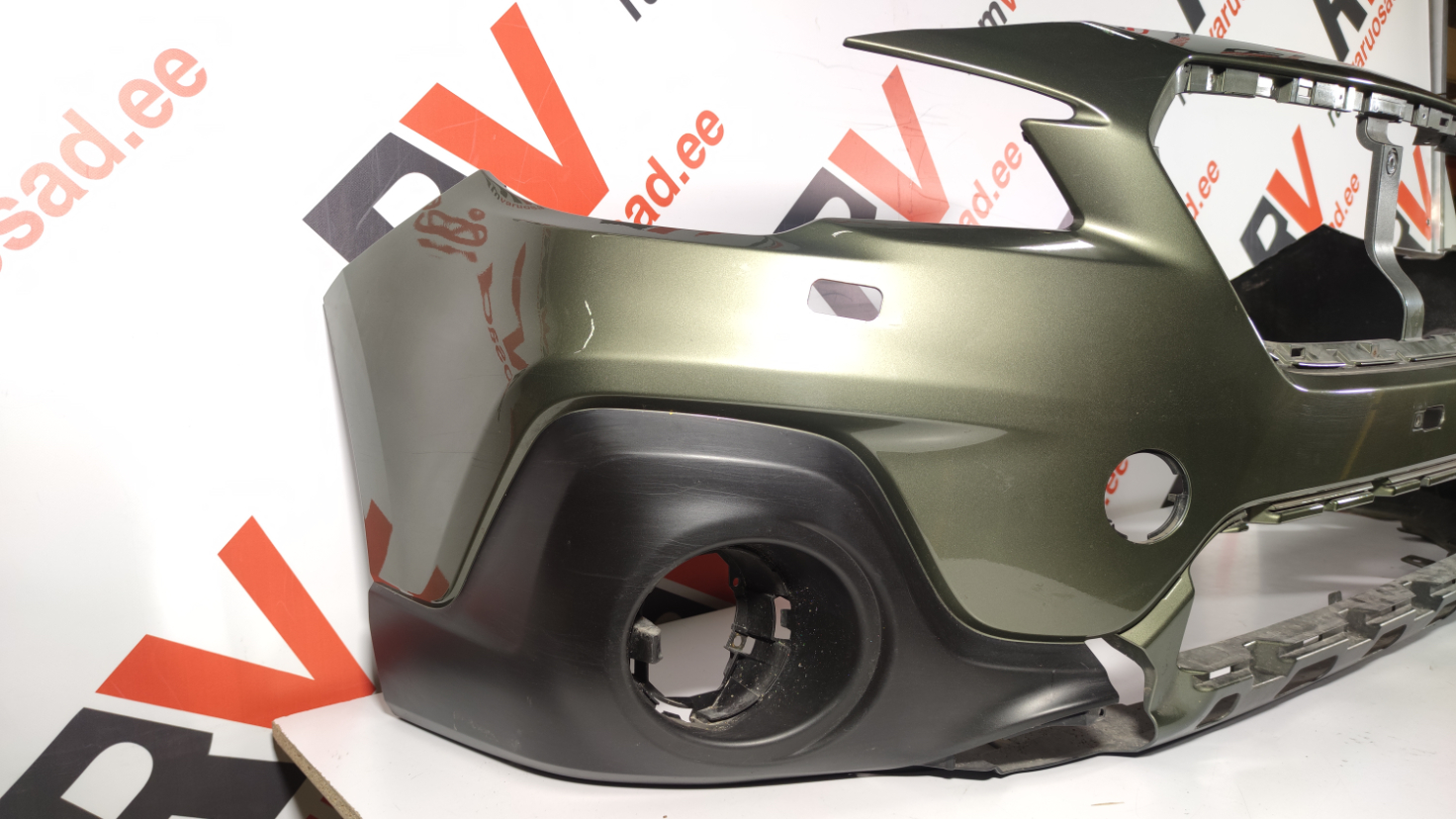 Subaru Outback esistange / front bumper - pilt 2