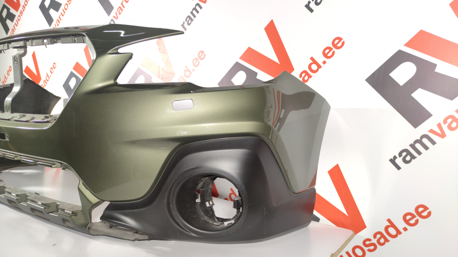 Subaru Outback esistange / front bumper - pilt 3