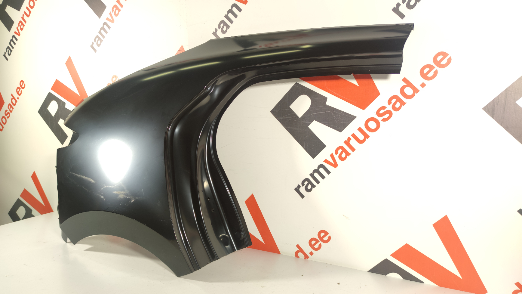 Mazda 3 tagatiib / rear fender - pilt 3
