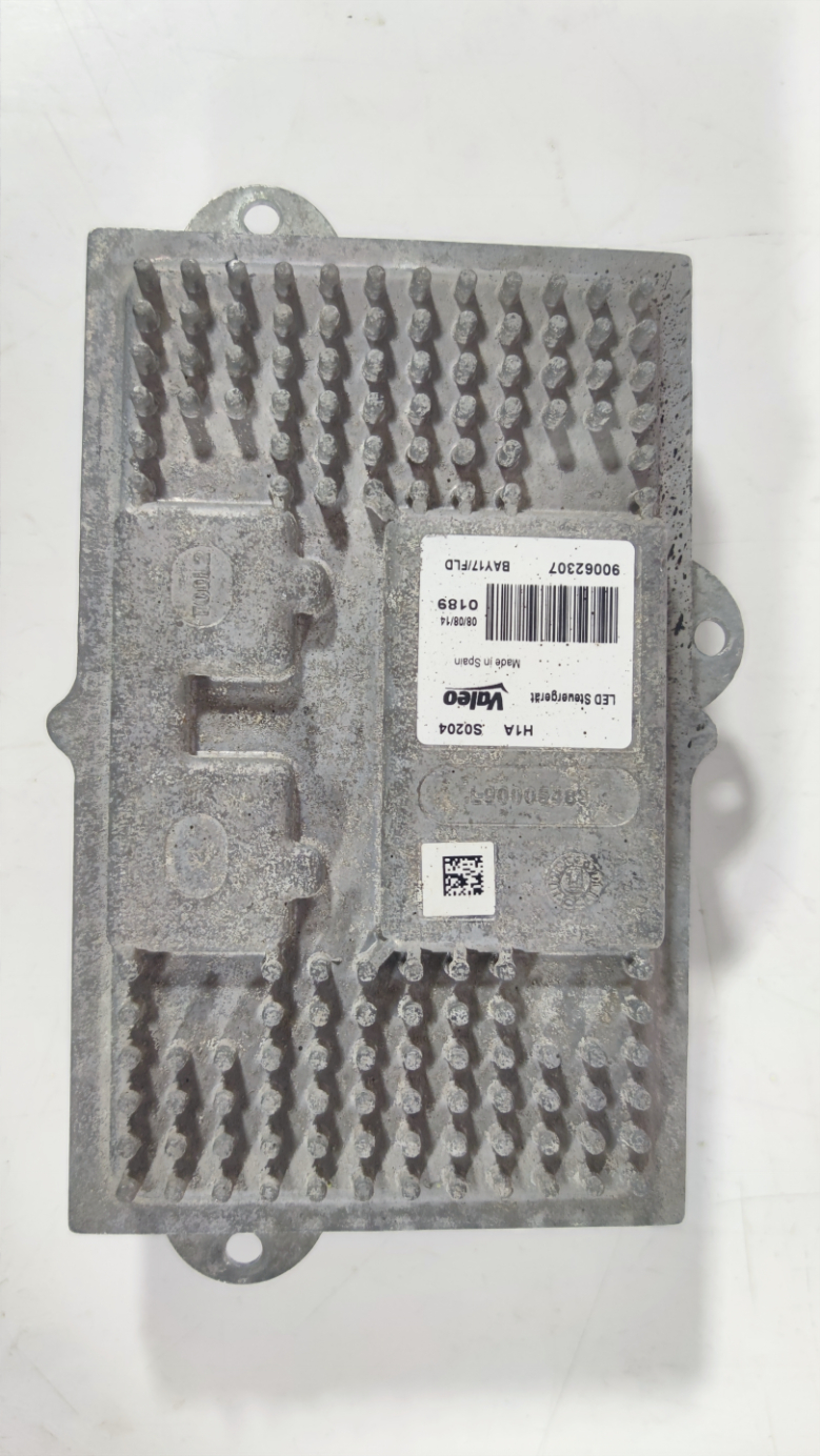 Peugeot Parem moodul / right side module